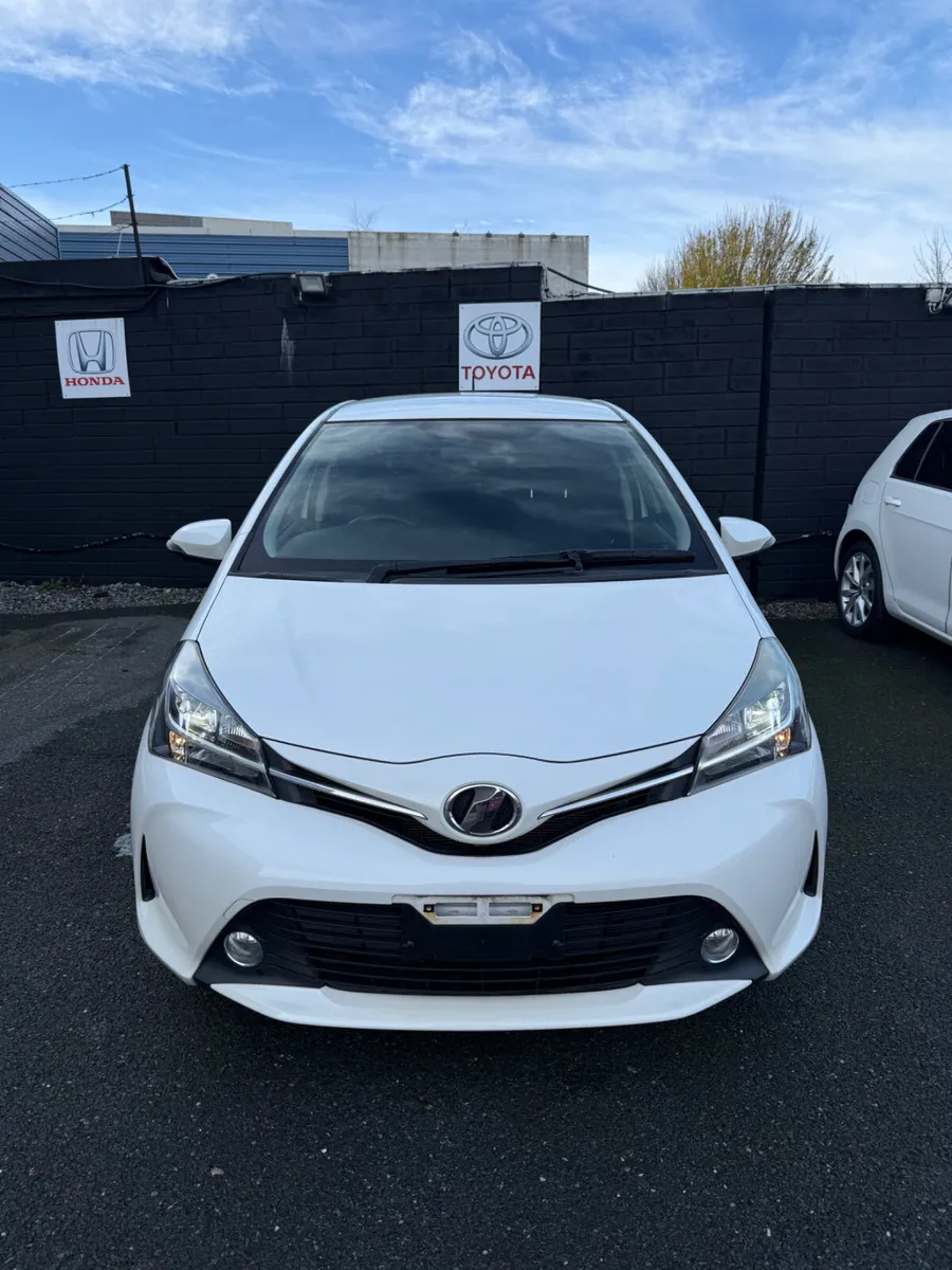 2016 Toyota Vitz - Image 2