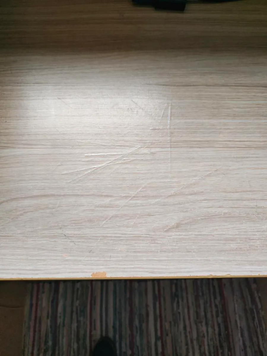 Computer desk - Image 2