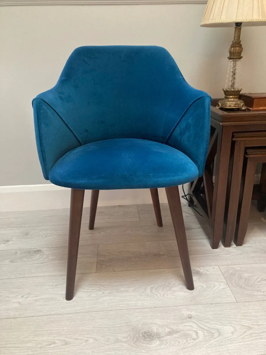 Dinning room chairs - Image 4