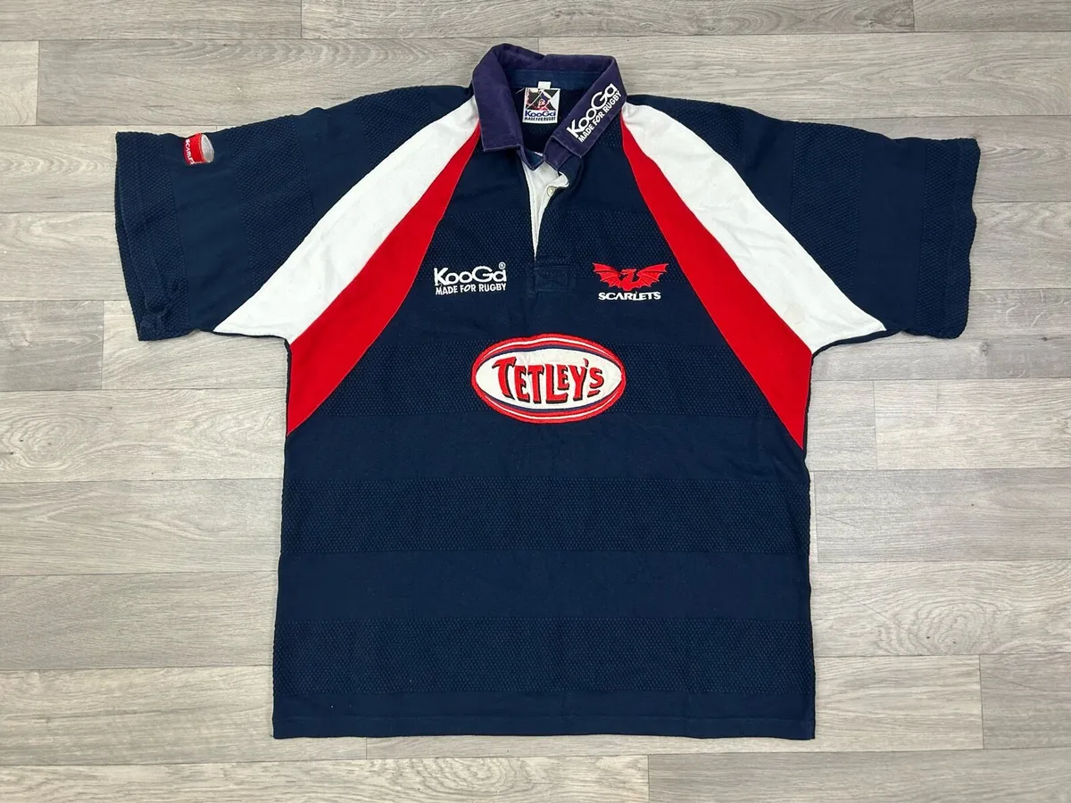 Vintage 2001 Kooga Lianelli Scarlets Rugby Jersey - Image 1