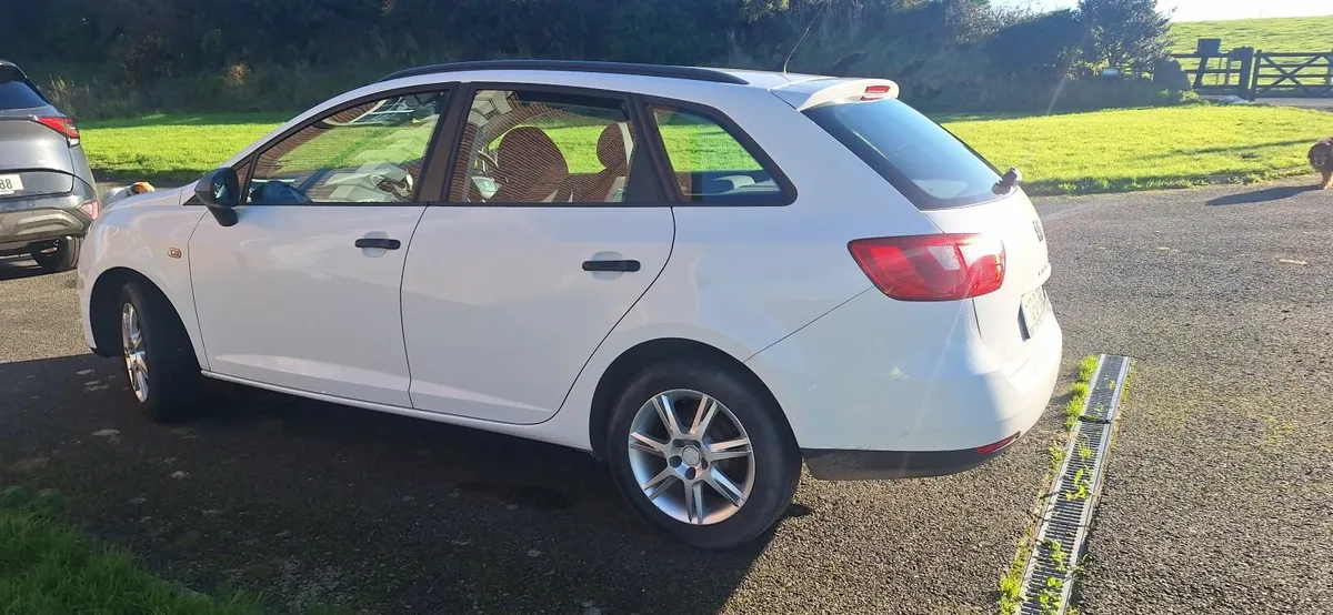 SEAT Ibiza 2012 - Image 2