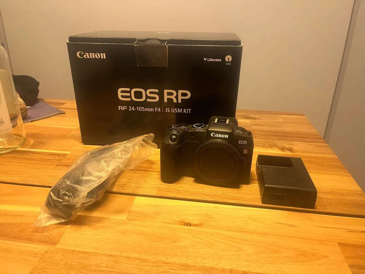 Canon Rp - full frame 26.2 megapixel 4k video - Image 1