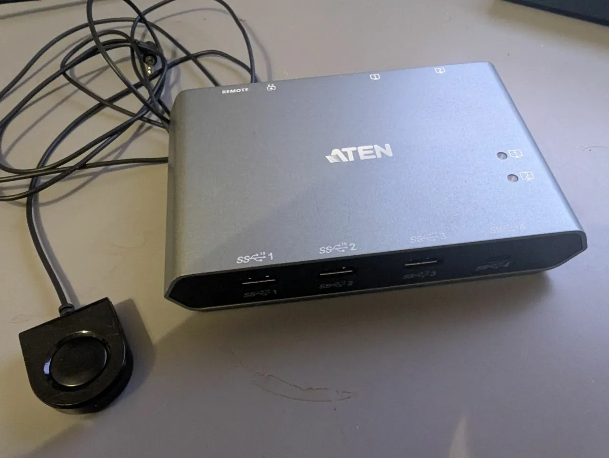 ATEN US3342 USB-C KVM Switch with 85W PD - Image 1