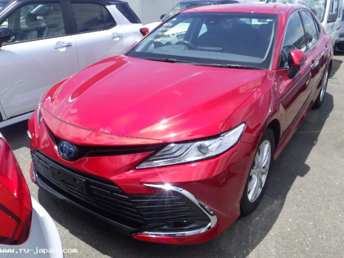 TOYOTA CAMRY HYBRID 2021 RED - Image 2