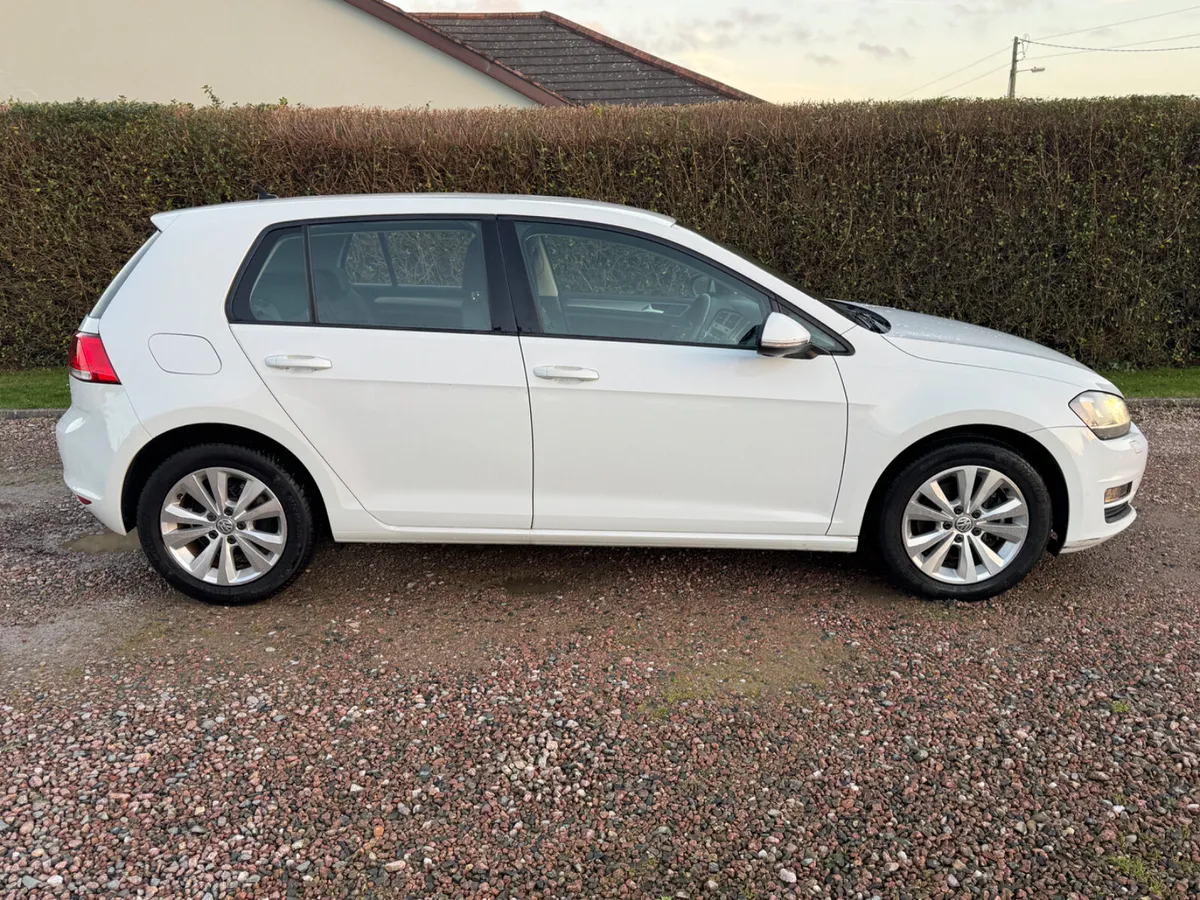 142 Volkswagen Golf Comfortline DSG - Image 3
