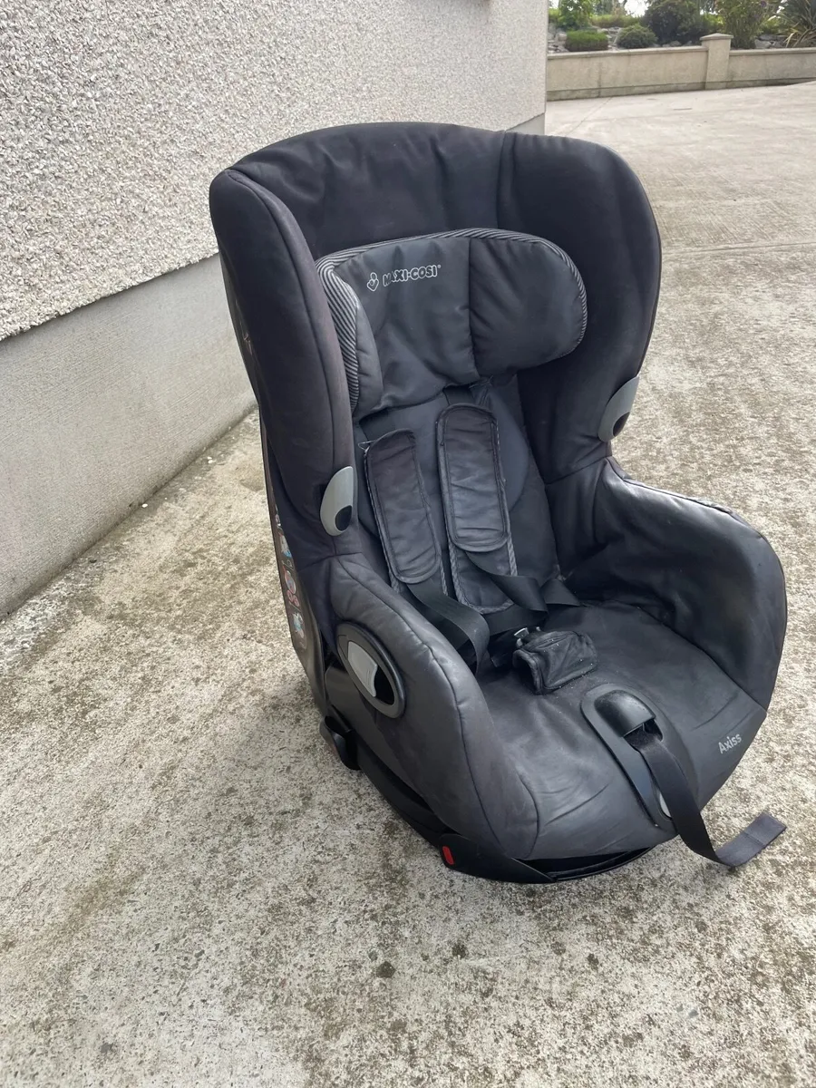 Maxi Cosi Car seat - Image 2