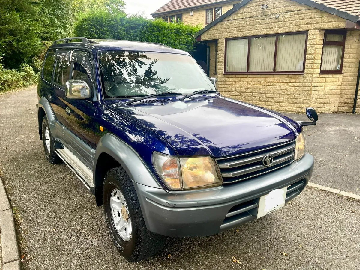TOYOTA LANDCRUISER PRADO - Image 1