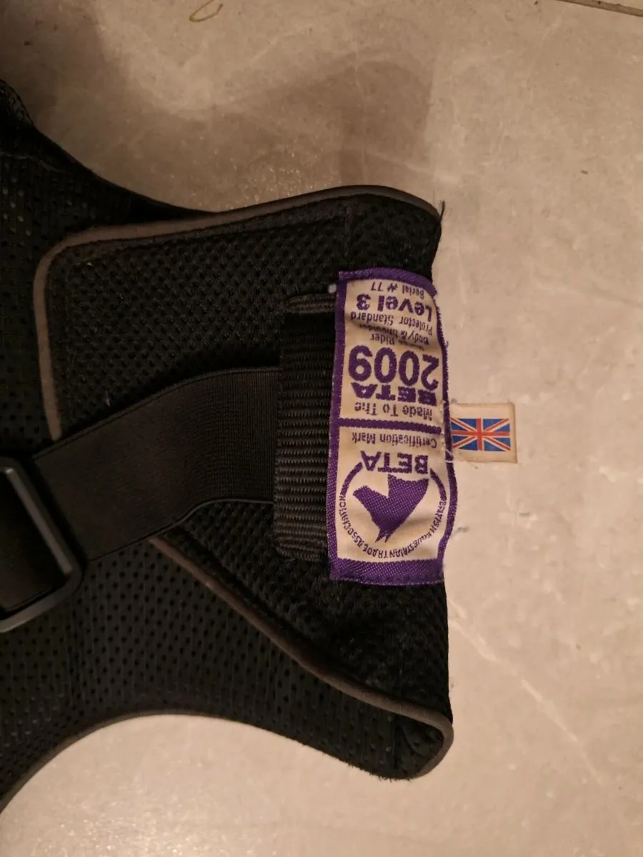 Kids body protector - Image 4