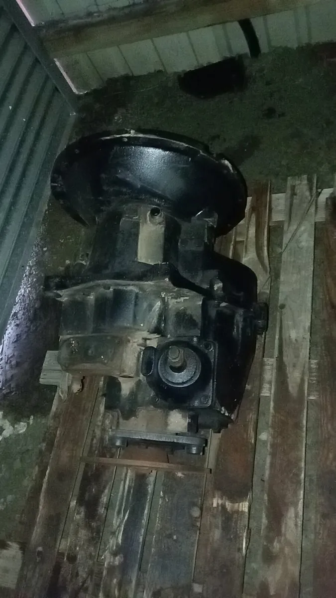 Gearbox and Dropbox for barford 9 ton dumper - Image 1