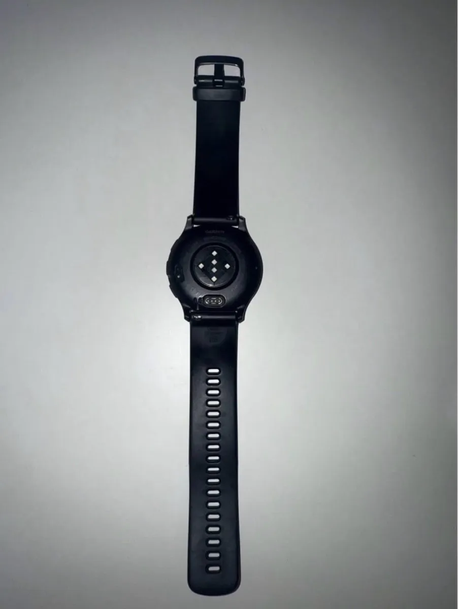 Garmin Venu 3 smartwatch - Image 4