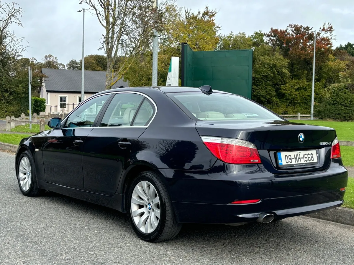 BMW 520d SE LCI AUTO 2009 - Image 3