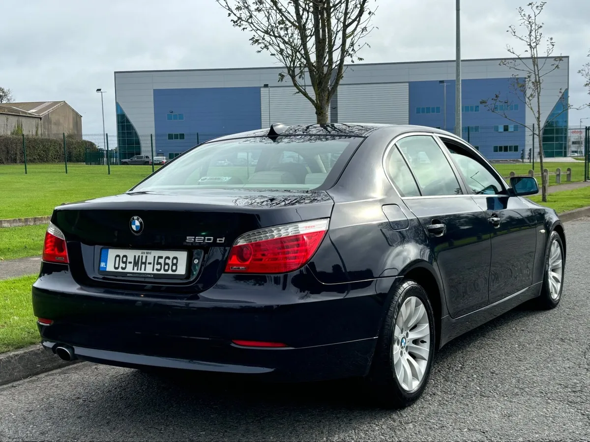 BMW 520d SE LCI AUTO 2009 - Image 4