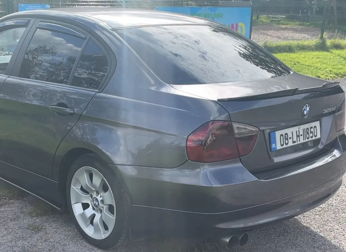 BMW 320D - Image 4