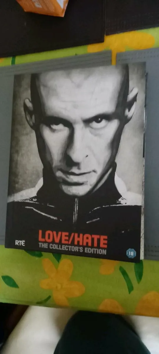 Love/Hate, The Collector's Edition - Image 1