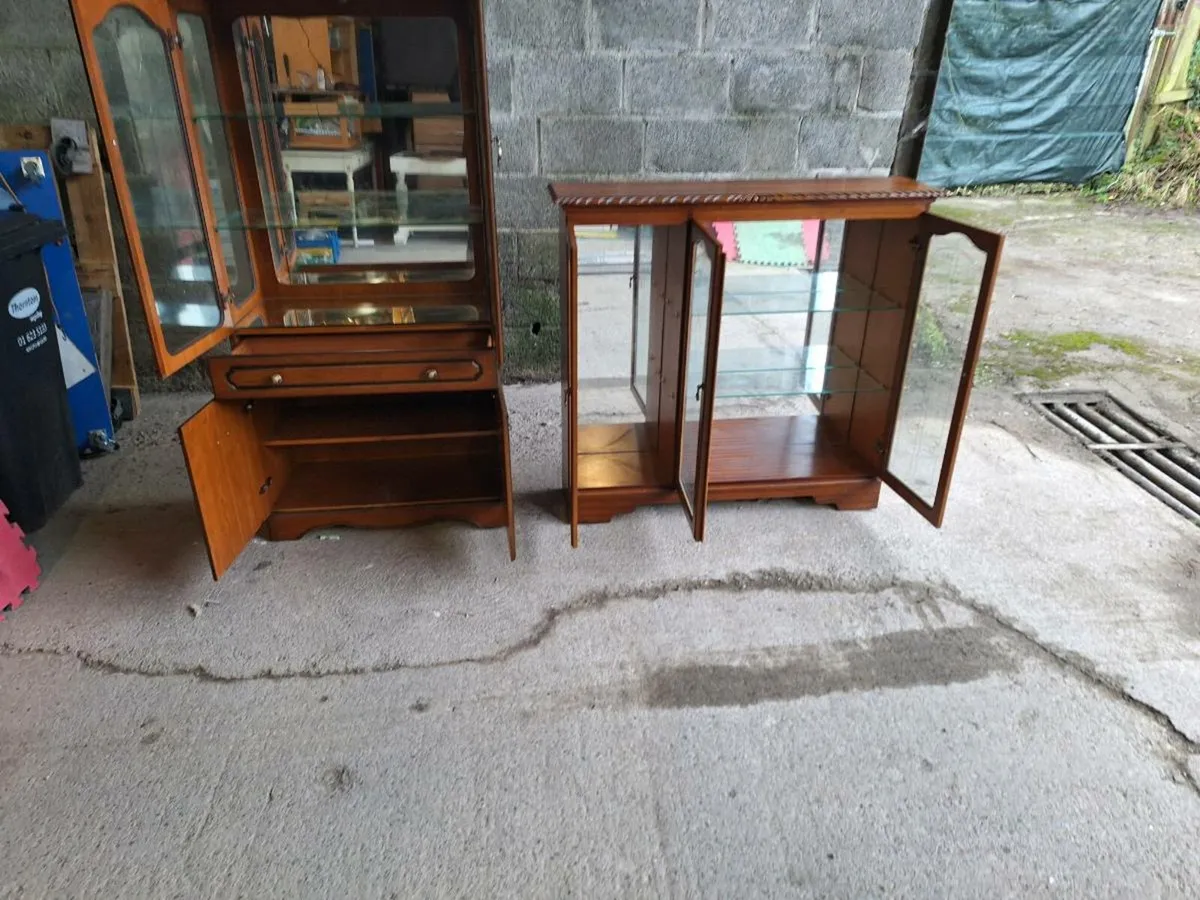 Vintage display units (DELIVERY) - Image 2