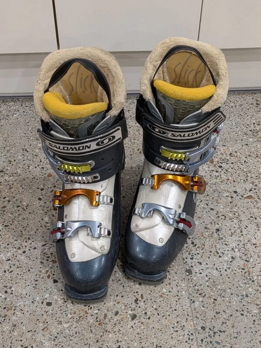 Salomon Women's Ski boots - Image 2