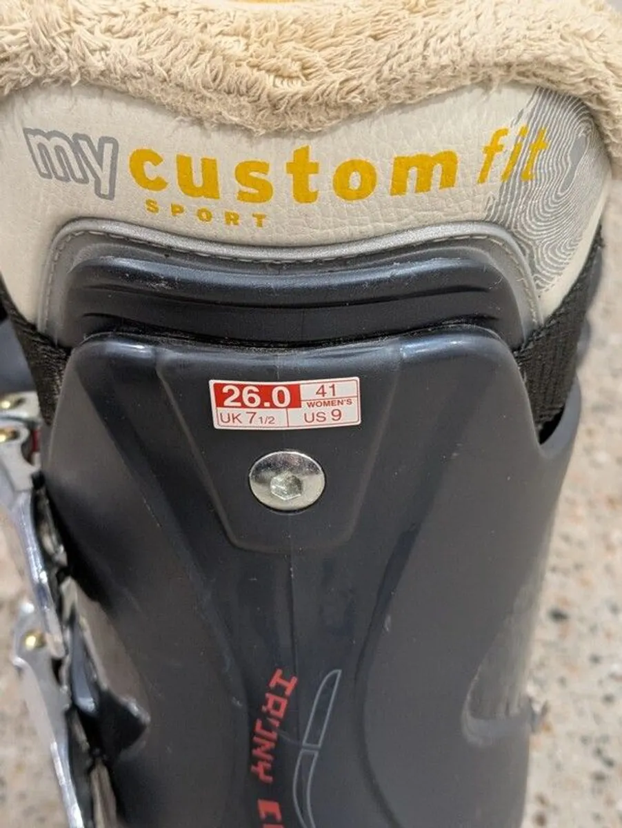 Salomon Women's Ski boots - Image 3