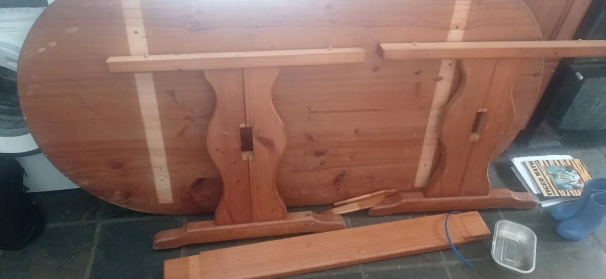 Pine Kitchen table - Image 2