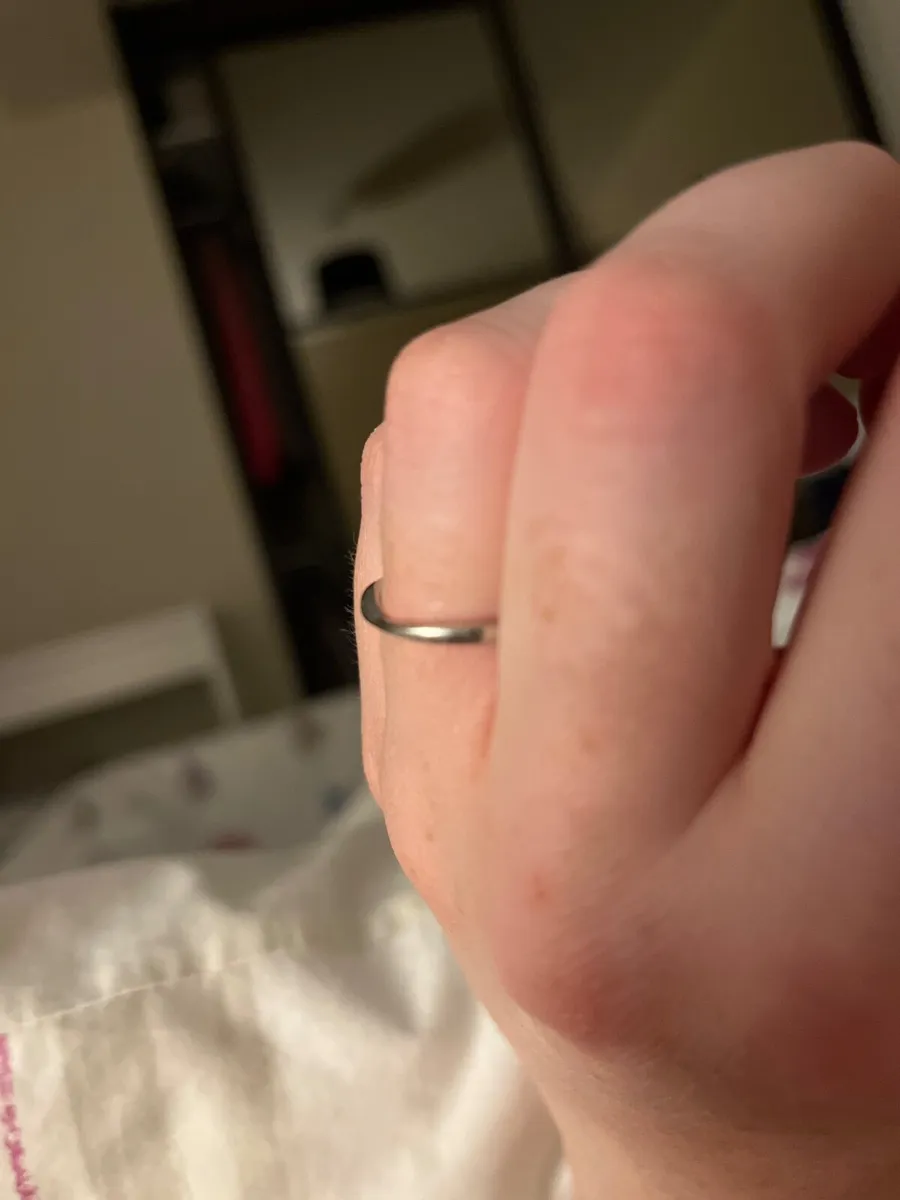 Platinum Wedding band size M - Image 2