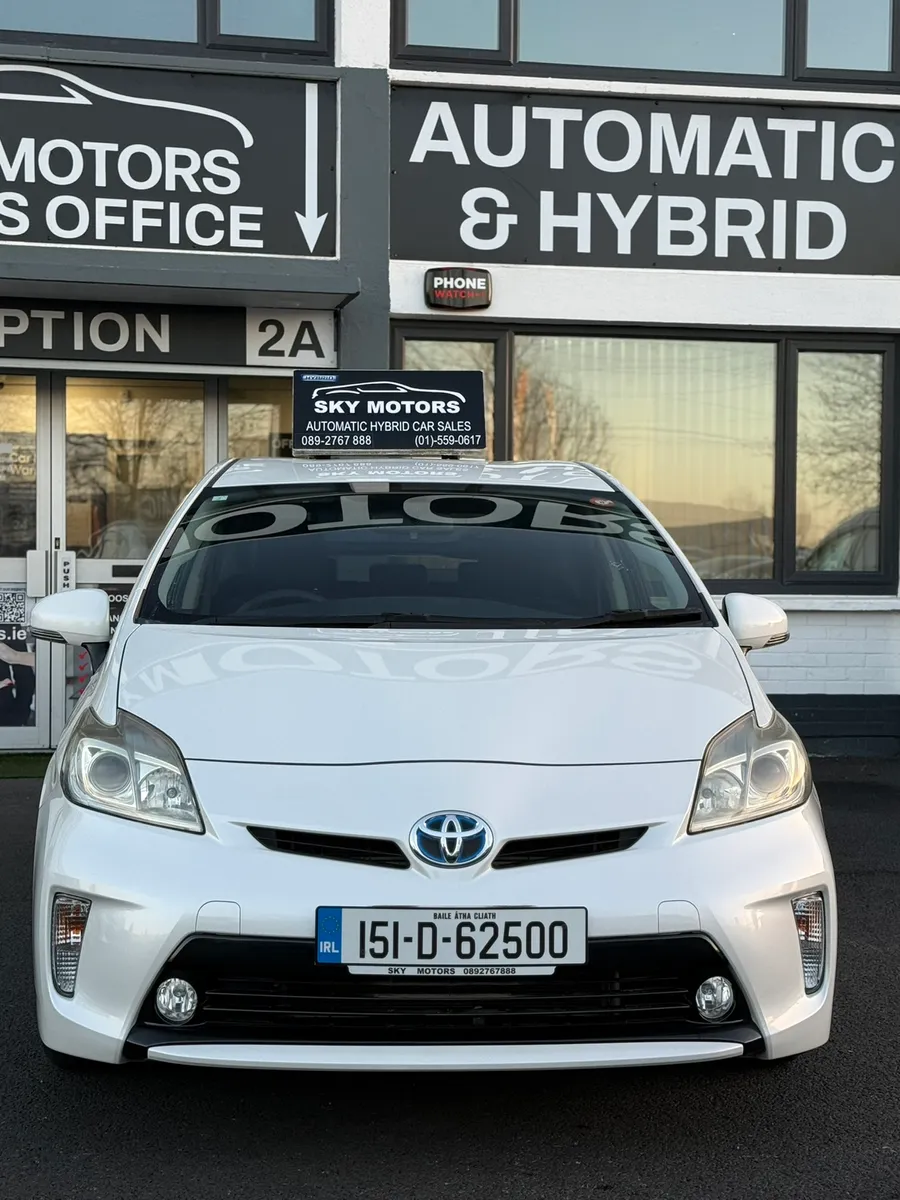 2015 Toyota Prius Plus 1.8 Hybrid automatic - Image 2