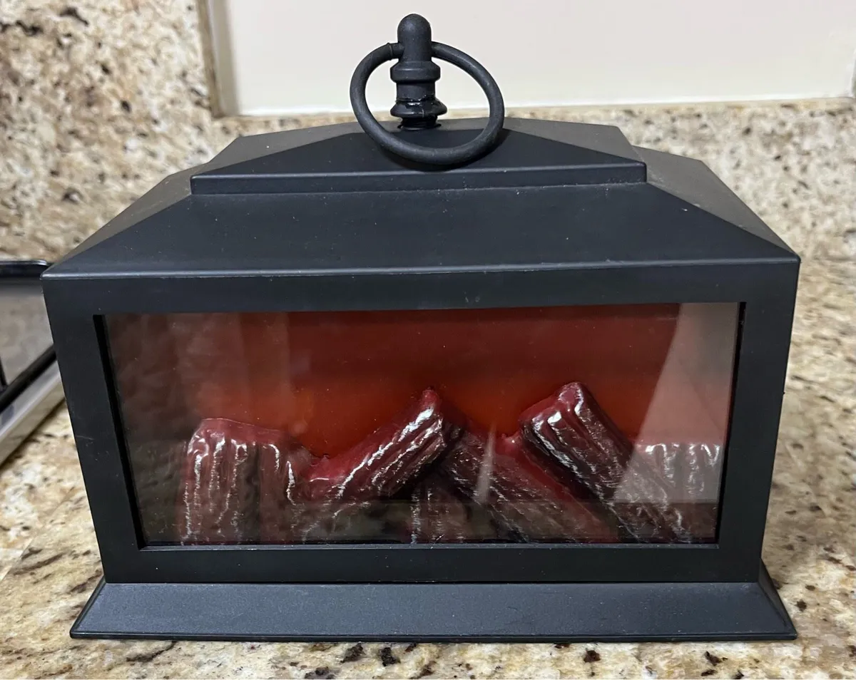 LED "Log Fireplace" Style Battery Operated Lantern - Image 3