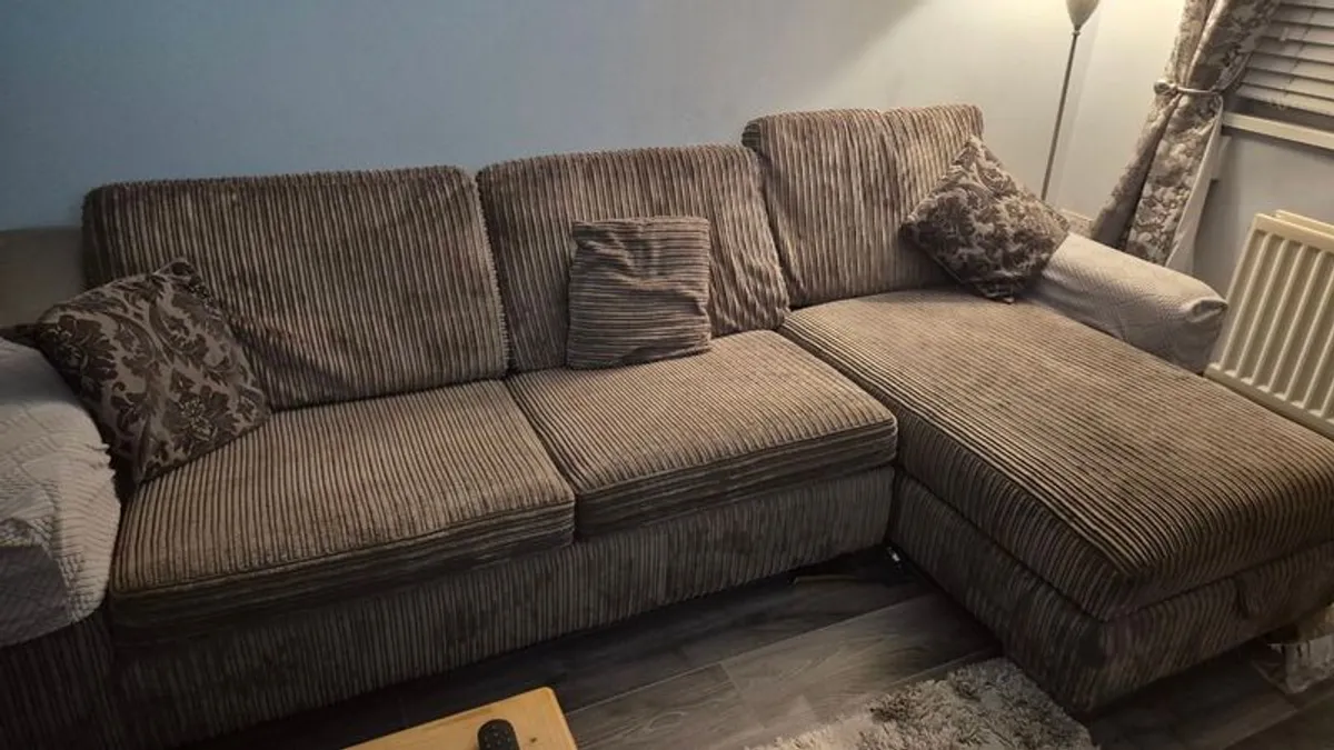 Sofa - Image 4