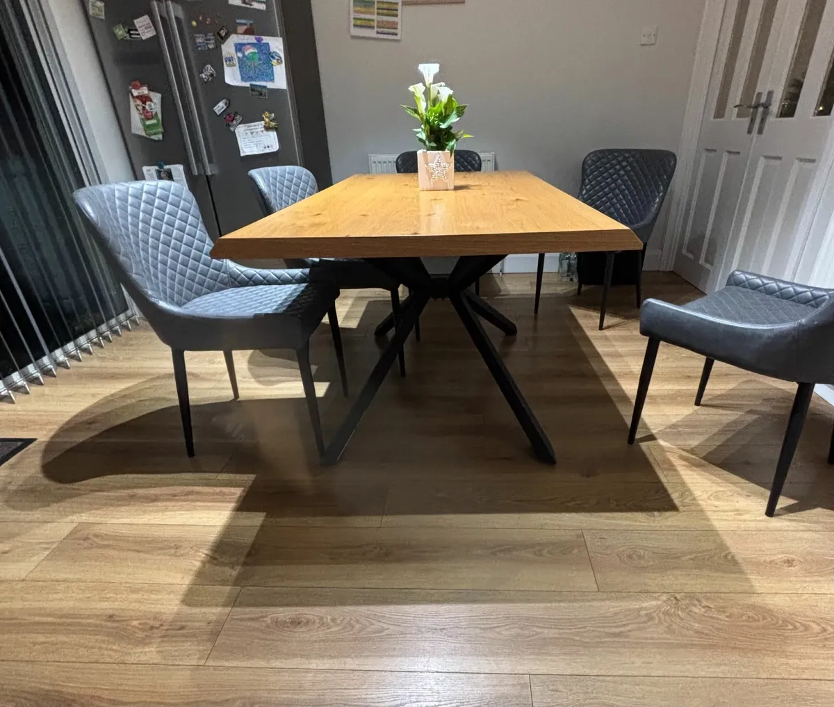 kitchen table - Image 1