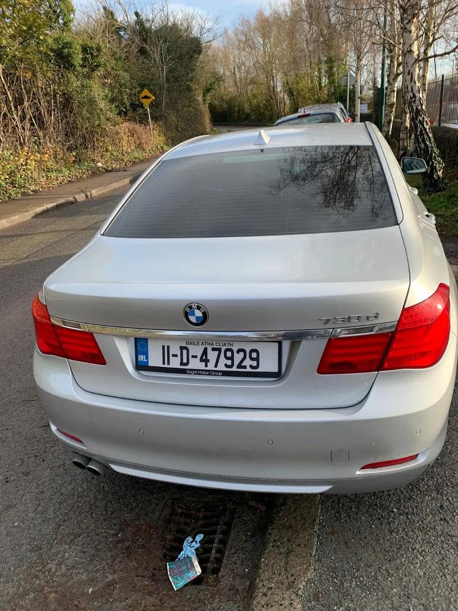 BMW 730D 2011  low miles €8990 no offers - Image 2