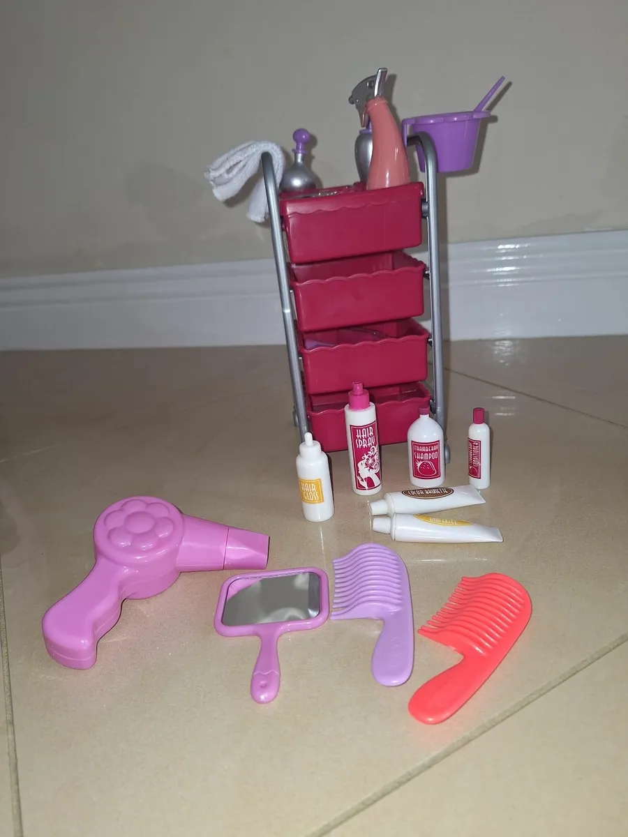 Our Generation Doll Salon Chair & Accessories - Image 3