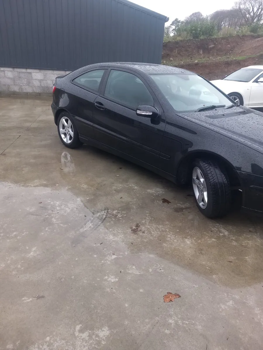 Mercedes c 160 - Image 4
