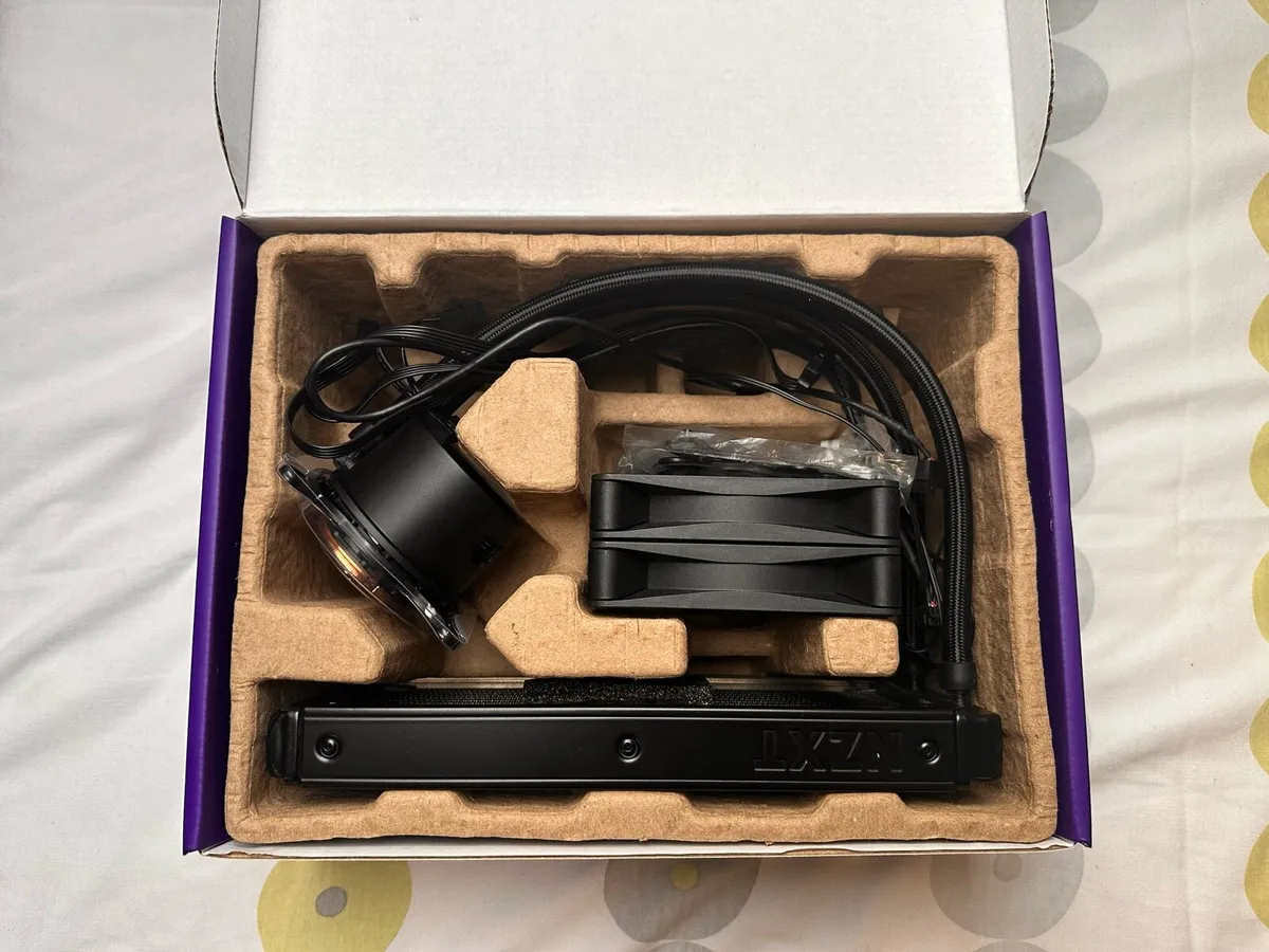 NZXT Kraken Liquid Cooler 240mm - Image 3