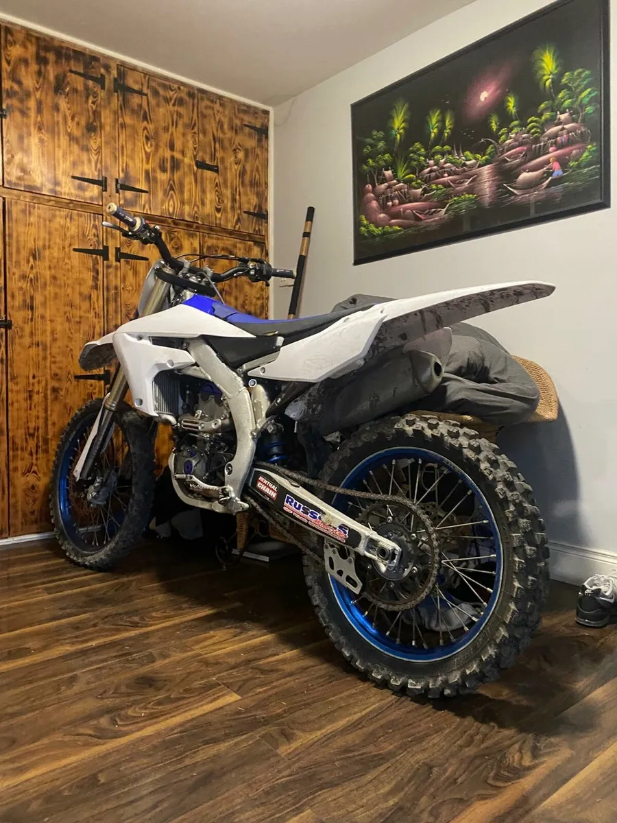 Yamaha yz 250f 2023 - Image 2