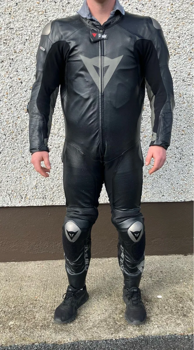 Dainese Mugello One Piece Leather Motorcycle suit - Image 4