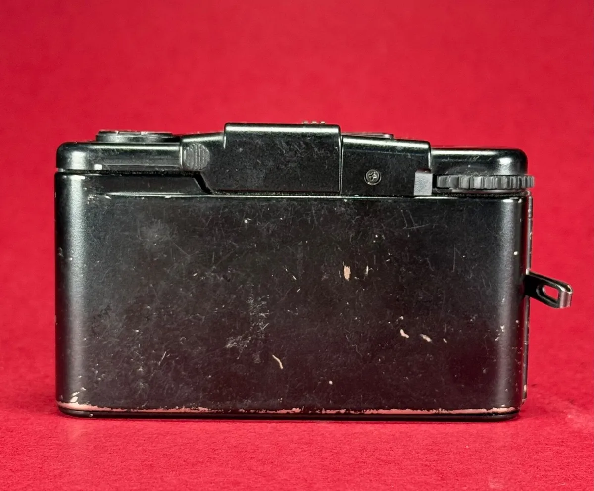 Olympus XA-3 film camera - Image 3