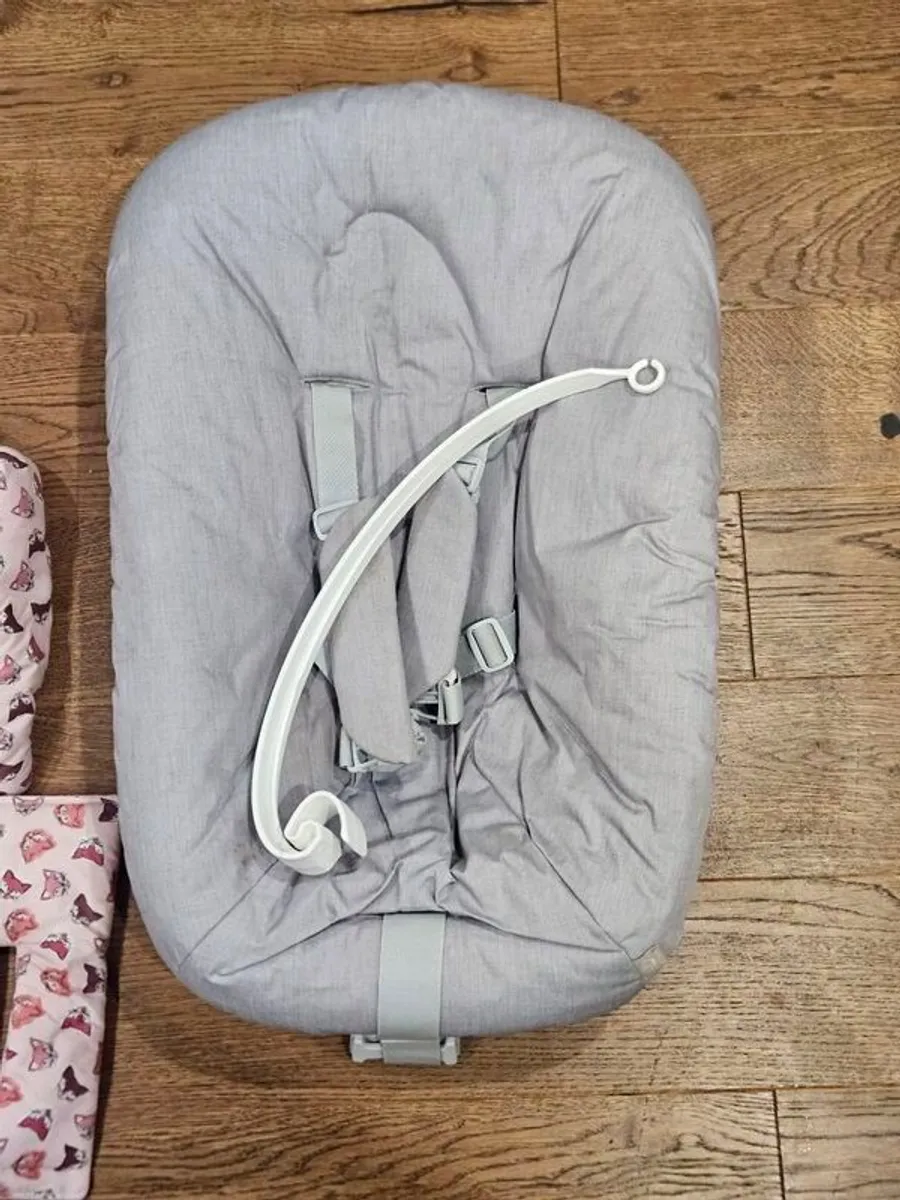Tripp Trapp baby set, newborn seat, tray and cushion. - Image 1