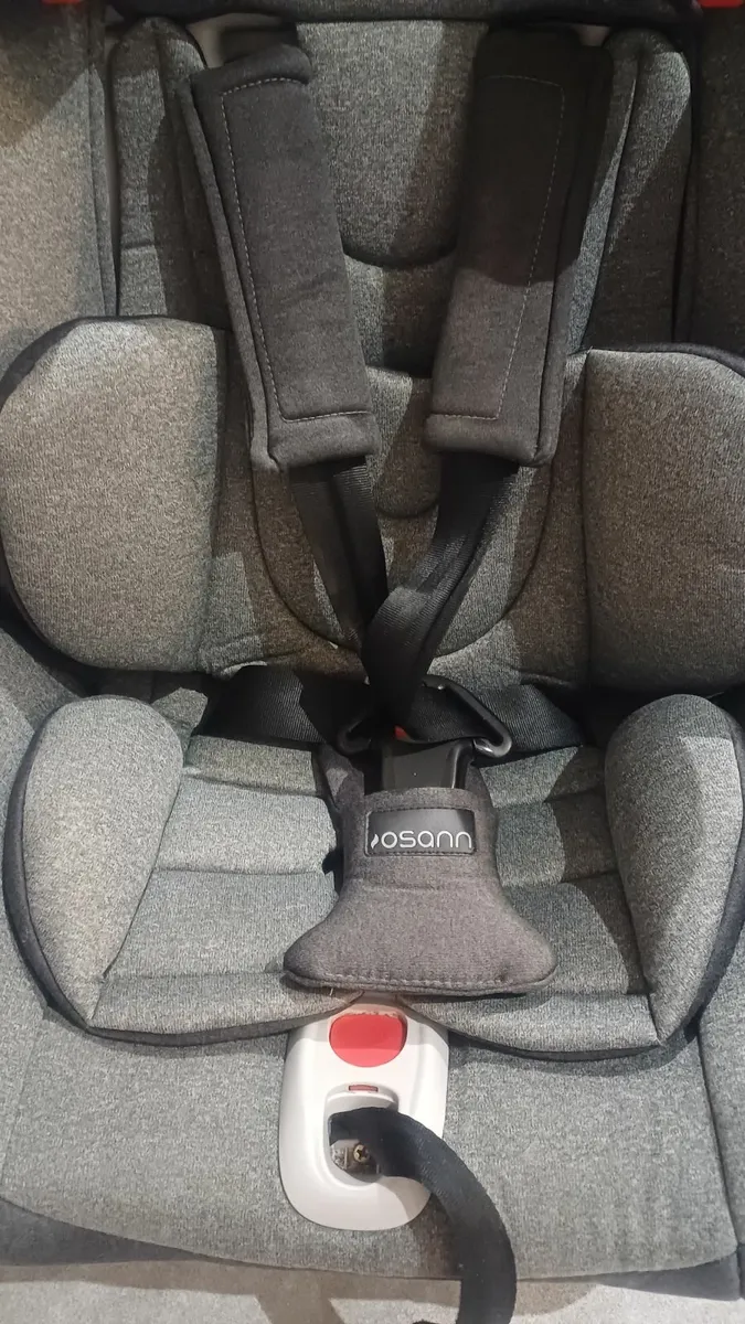 Osann car seat 360 degree rotation - Image 4