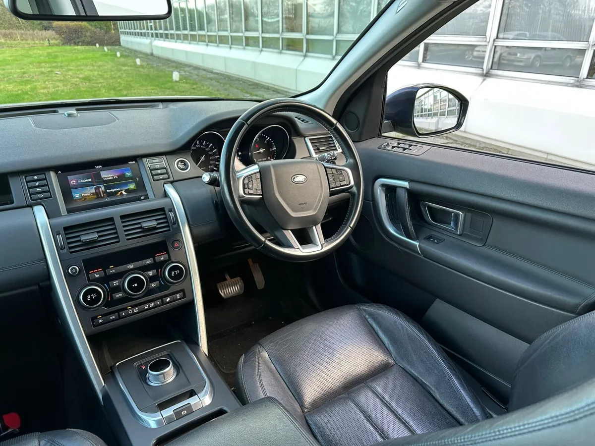 Land Rover Discovery  automatic  newnct 27Tax09/26 - Image 2