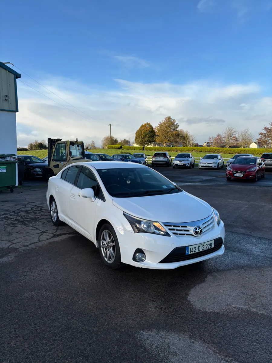 Toyota Avensis 2014 - Image 2