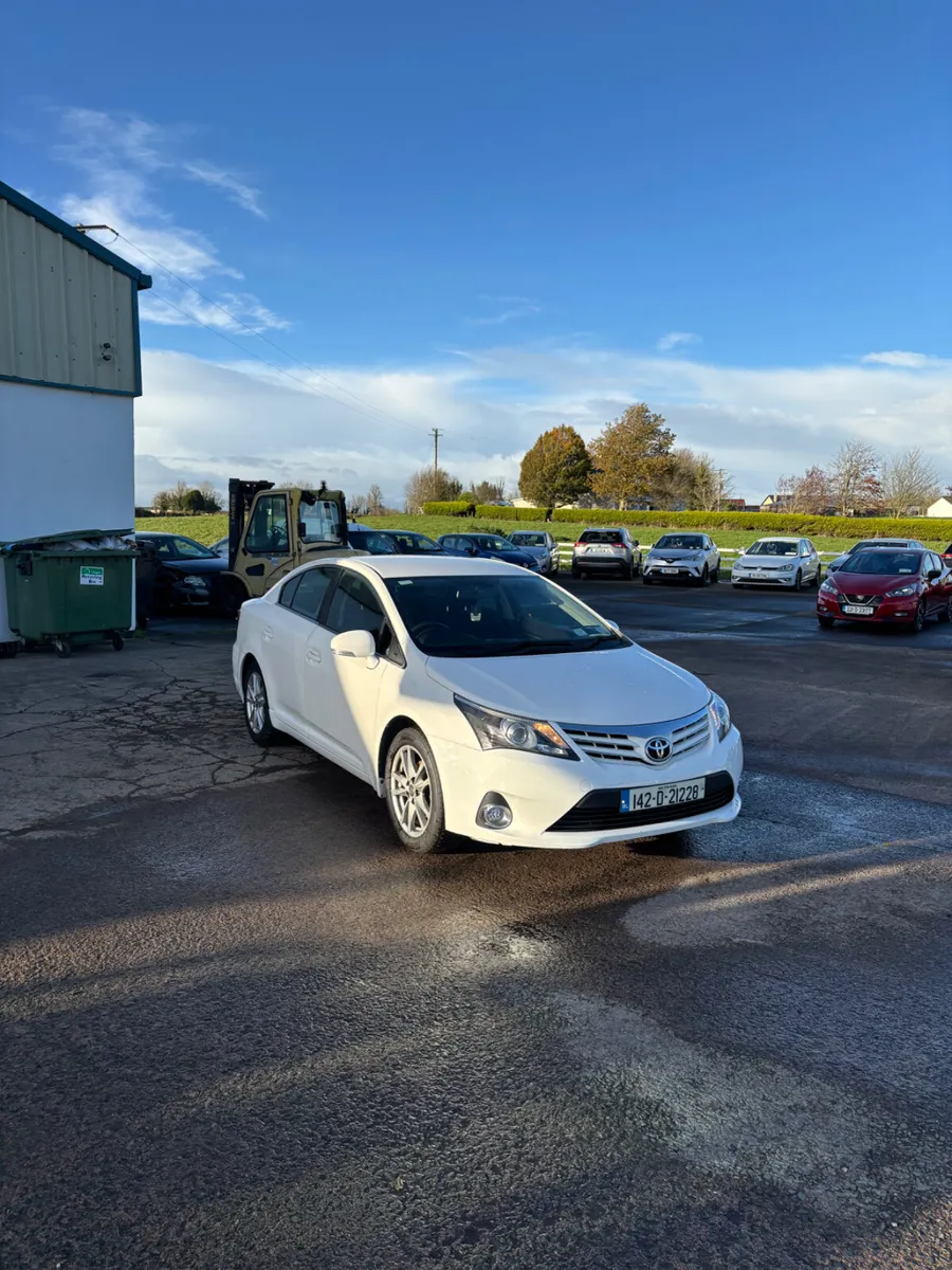 Toyota Avensis 2014 - Image 1