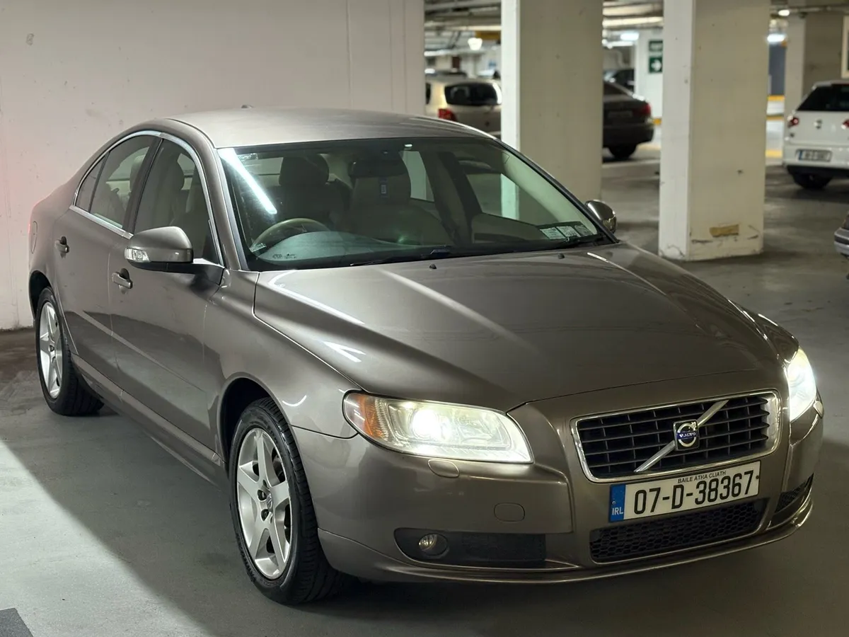 2007 VOLVO S80 LUXURY GT - Image 2