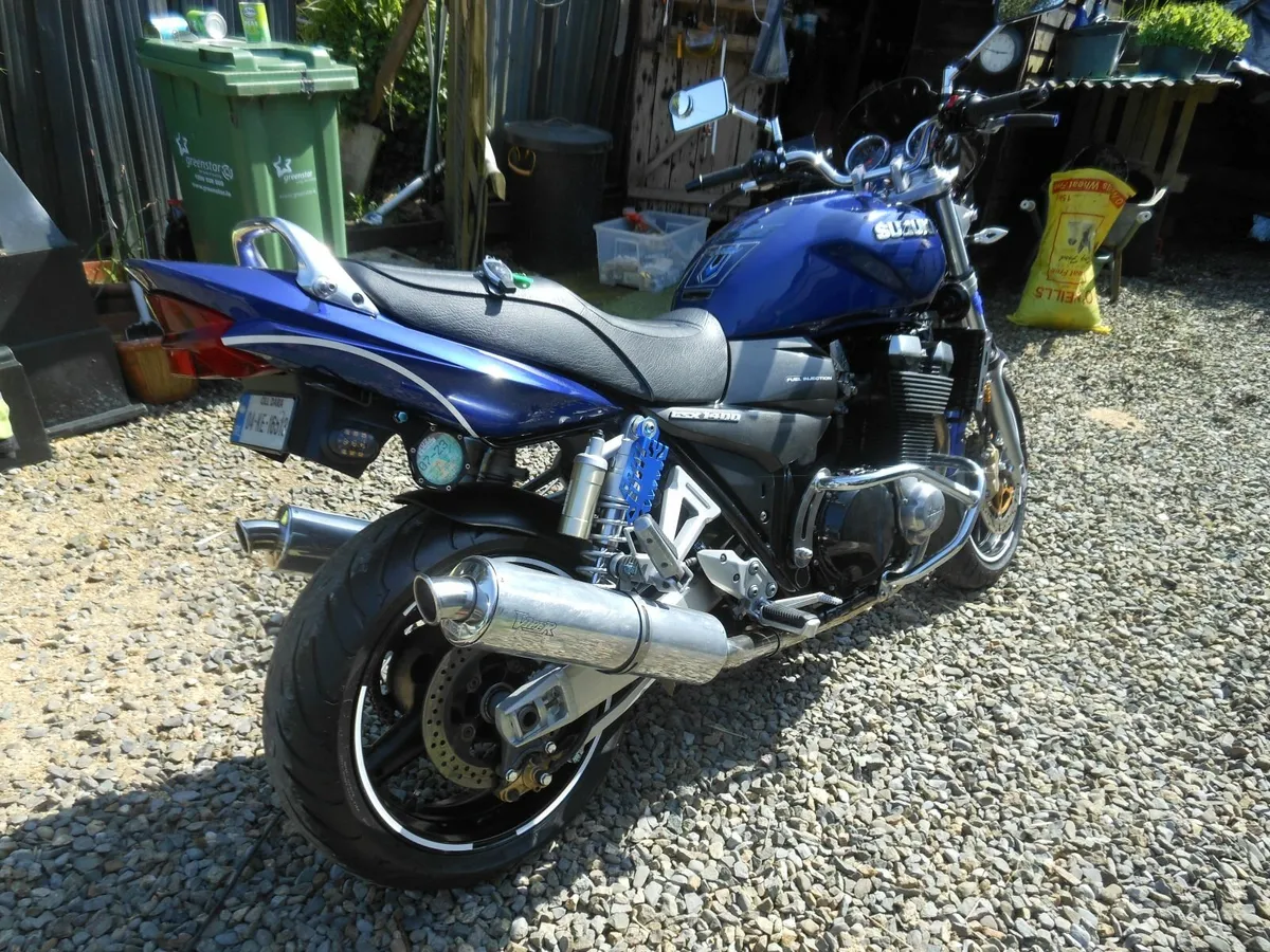 SUZUKI GSX 1400 - Image 2