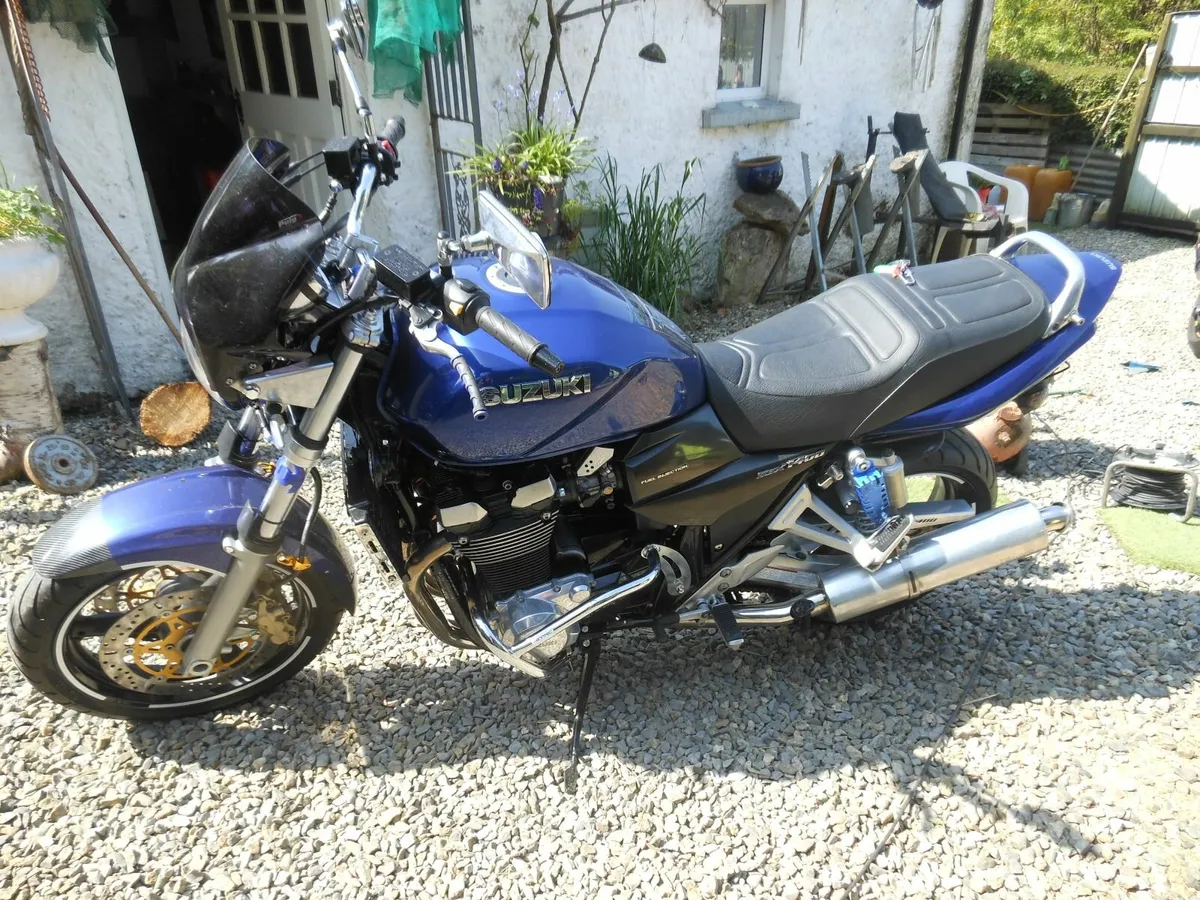 SUZUKI GSX 1400 - Image 3