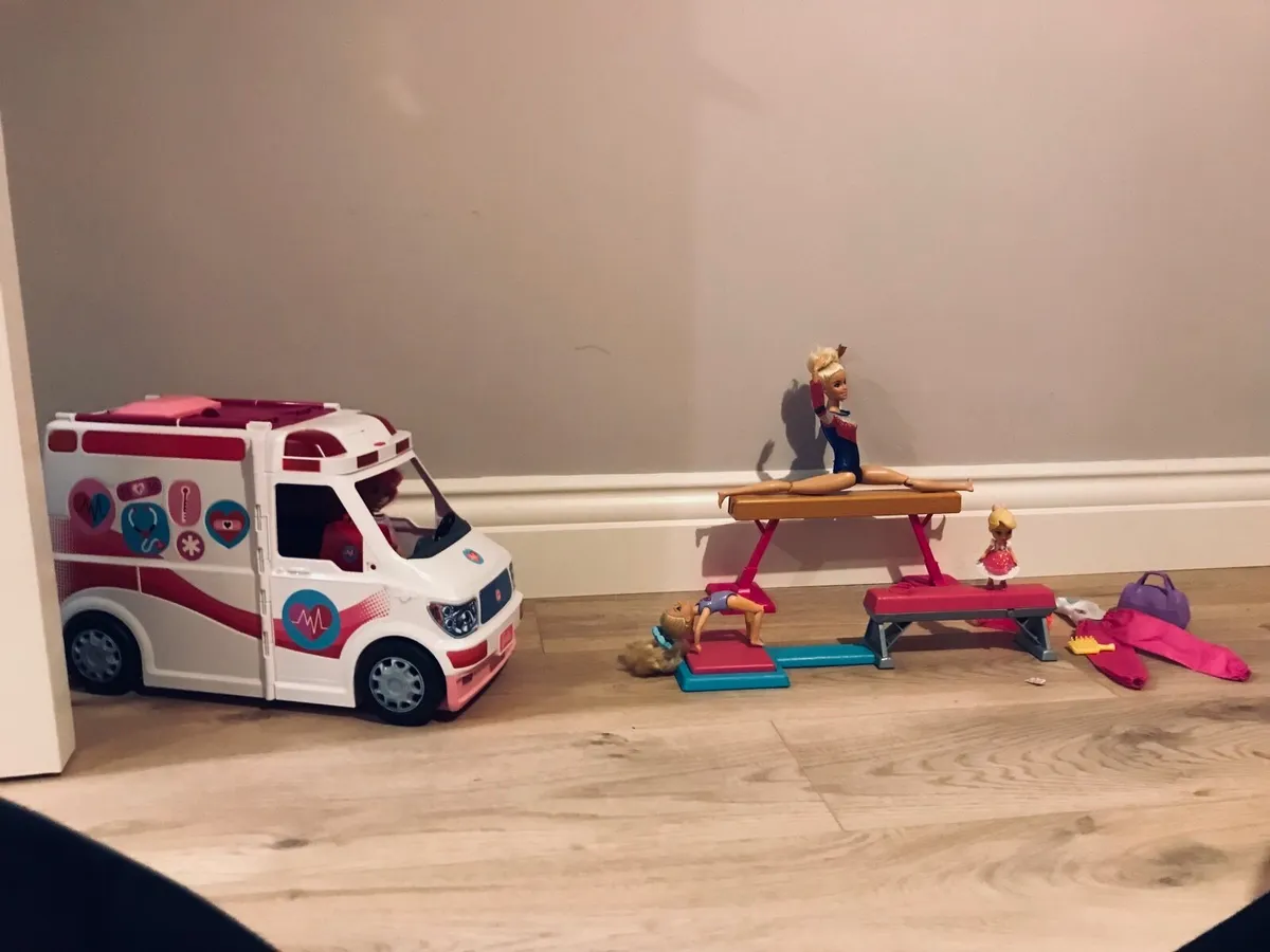 Barbie Dreamhouse + Extras - Image 3