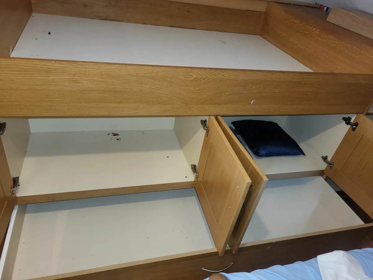 Childrens raised bed for sale, good condition - Image 3