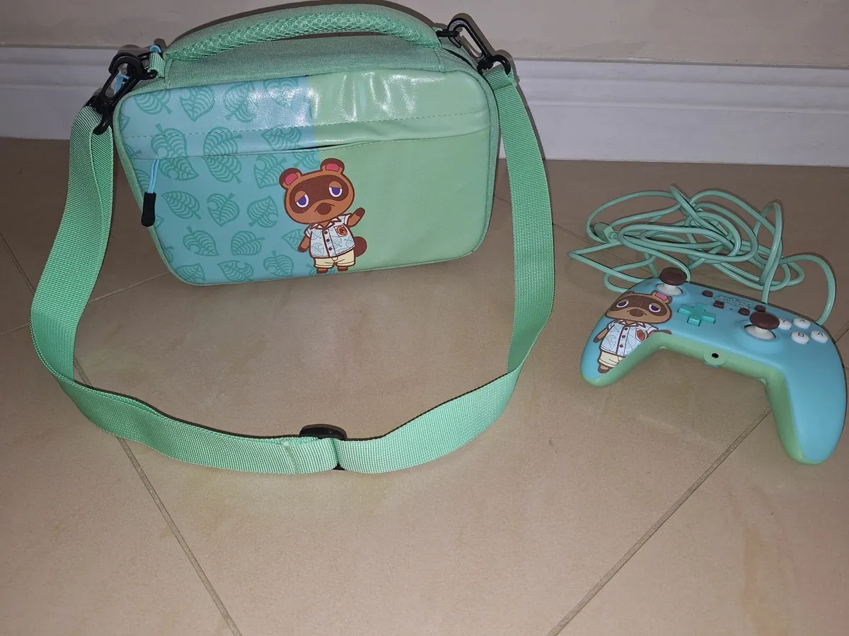Animal Crossing Nintendo Switch Carry Case - Image 1