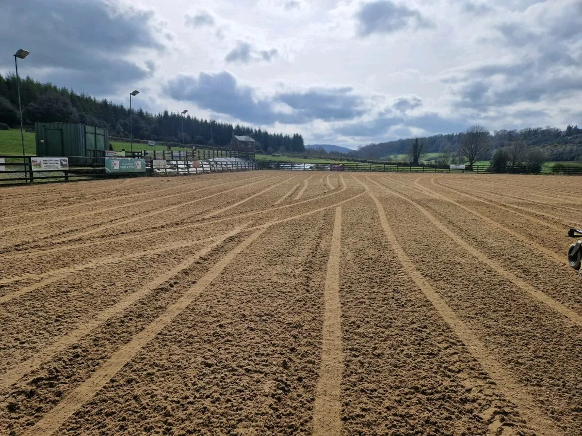 Fibre mixing/Arena maintenance - Image 4