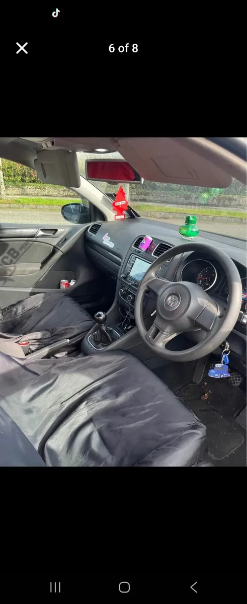 Volkswagen Golf 2010 - Image 4