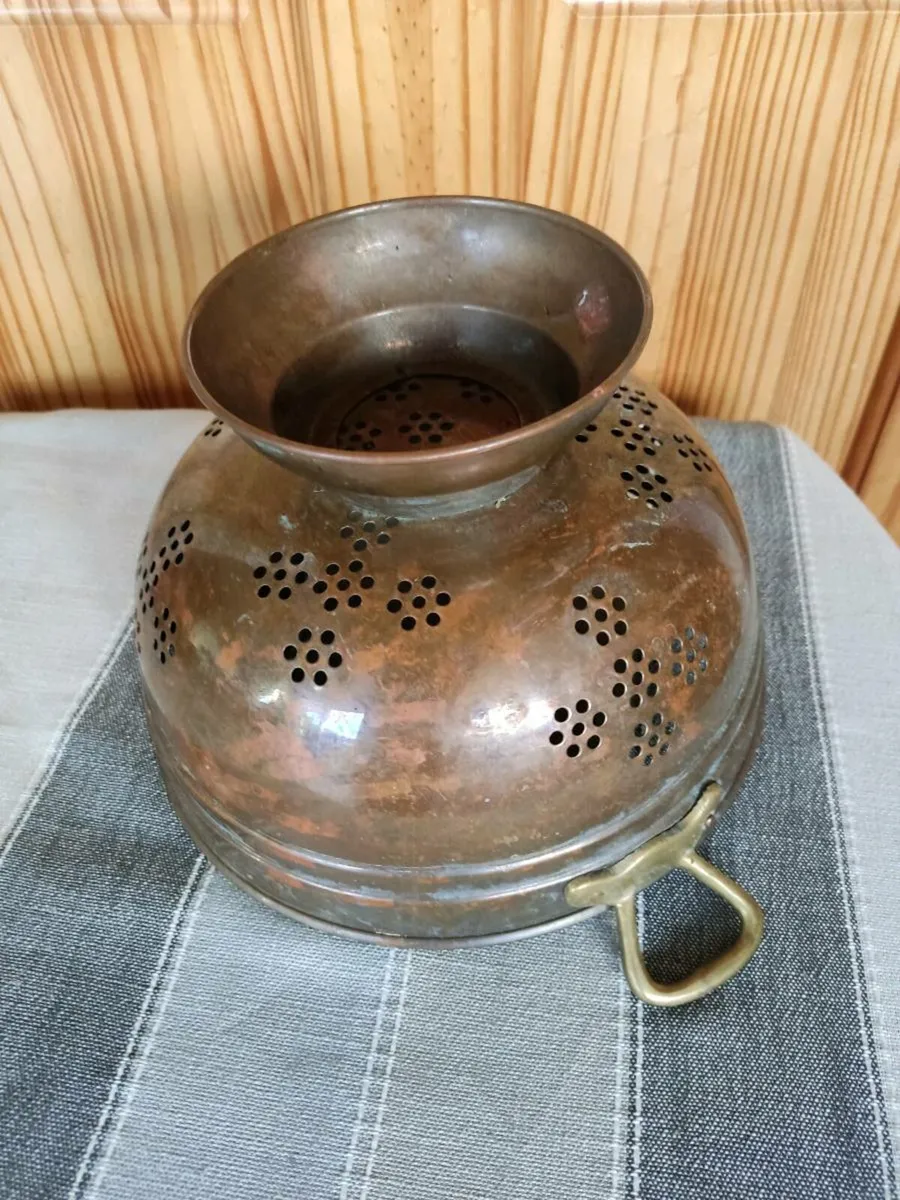 Antique copper tea kettle, colander jugs - Image 4
