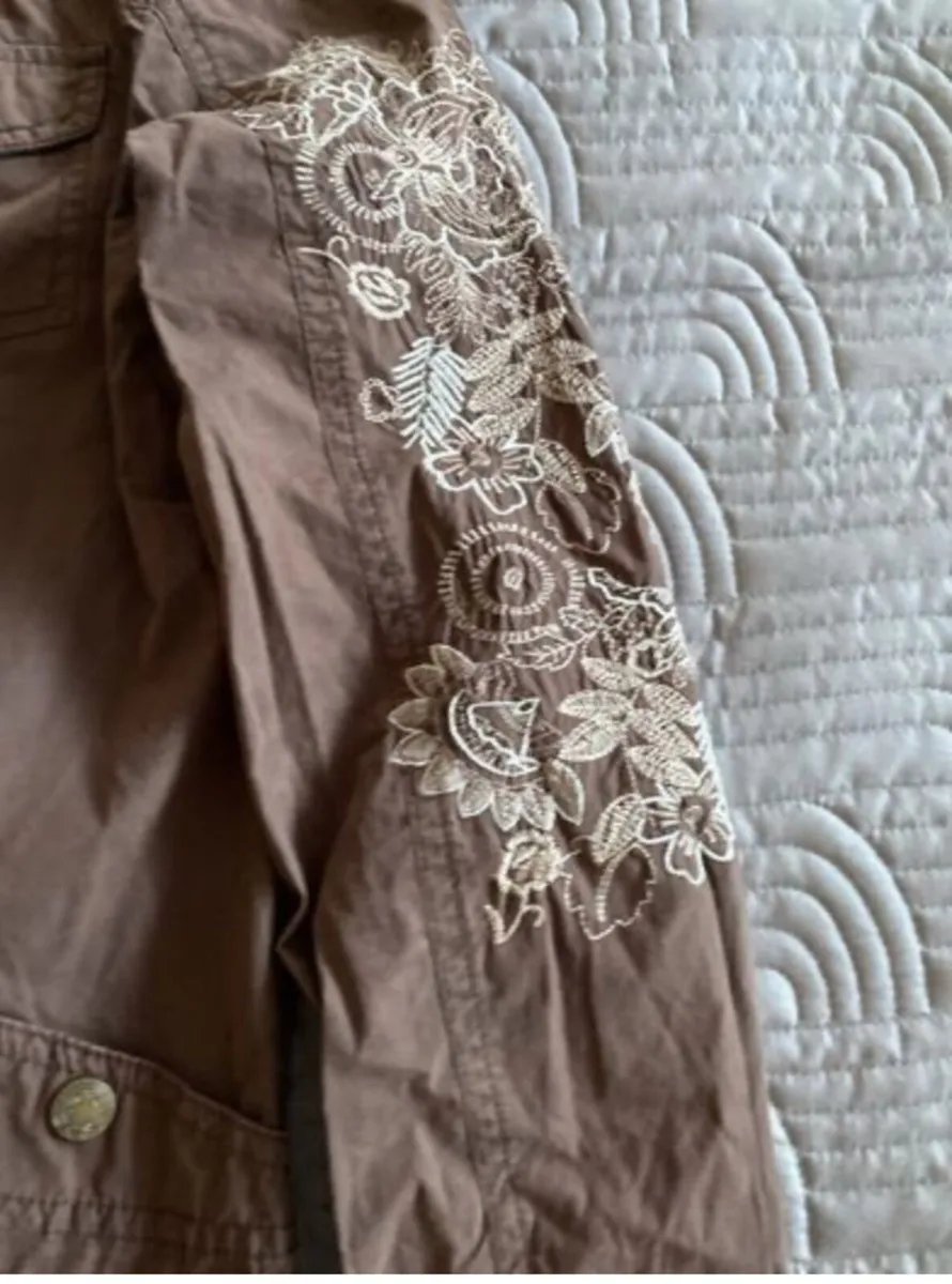 Kenvelo Jacket Size S - Image 3