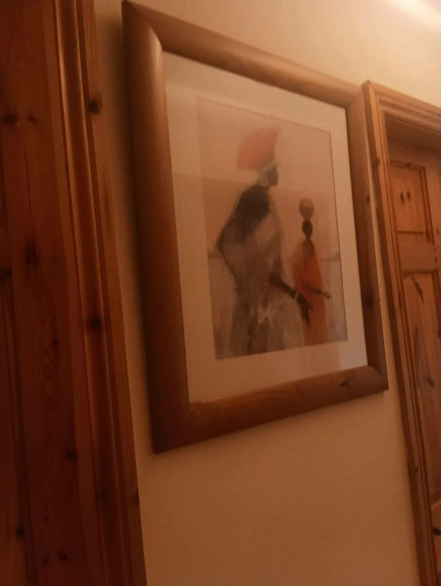 2 beautiful pine frame pictures like new, - Image 4